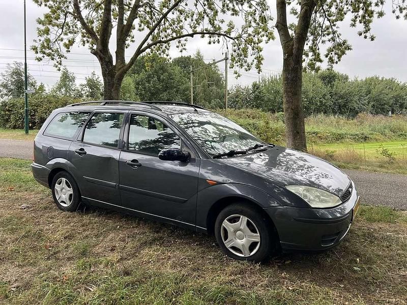 Occasion Ford Focus 101 PK (74 kW) 2003 Blauw Stationwagen
