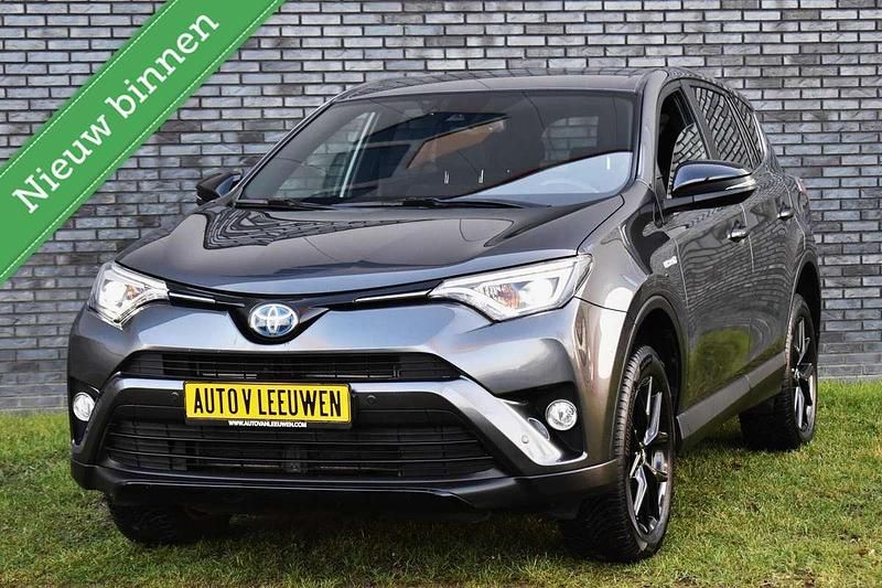 Occasion Toyota RAV4 Hybrid Edition 197 PK (144 kW) 2018 Grijs SUV