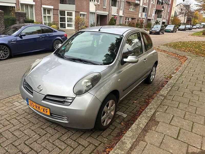Zilver Gebruikt 2005 Nissan Micra Tekna Hatchback | € 1.390 (Goede deal) - Afbeelding 1/4