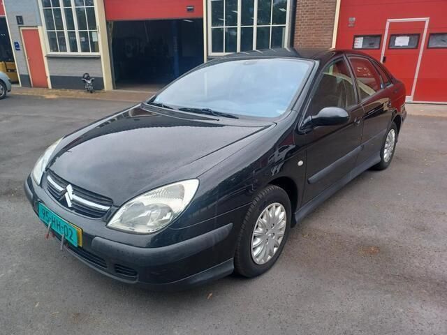 Zwart Gebruikt 2002 Citroën C5 Prestige Hatchback | € 1.099 (Eerlijke prijs) - Afbeelding 1/4