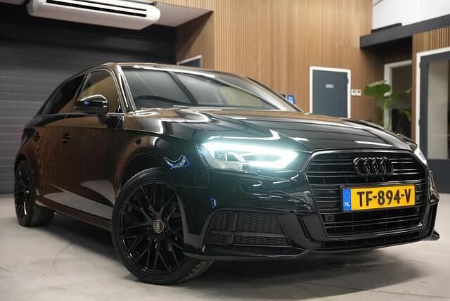 Occasion Audi A3 Sportback S-Line 150 PK (110 kW) 2018 Zwart Hatchback