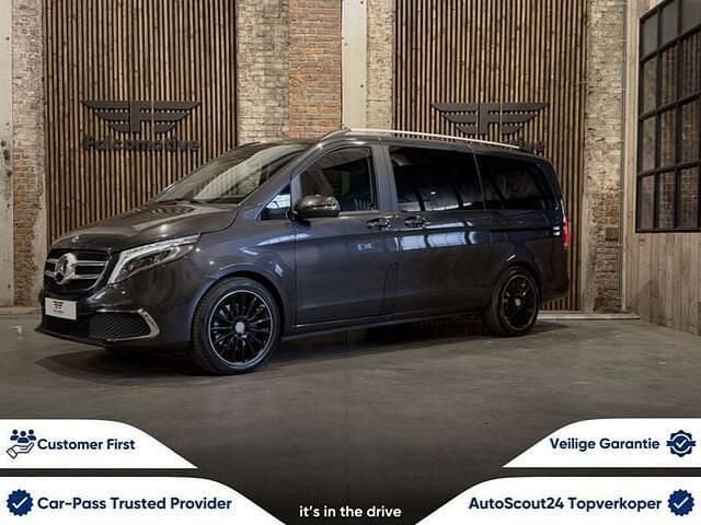 Grijs Gebruikt 2020 Mercedes V220 Avantgarde MPV | € 44.900 (Eerlijke prijs) - Afbeelding 1/3