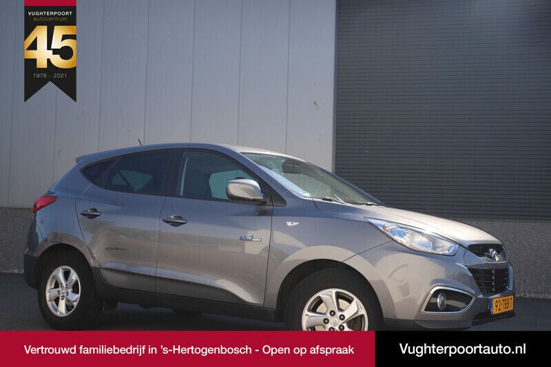 Grijs Gebruikt 2012 Hyundai ix35 Dynamiq SUV | € 5.950 (Eerlijke prijs) - Afbeelding 1/4