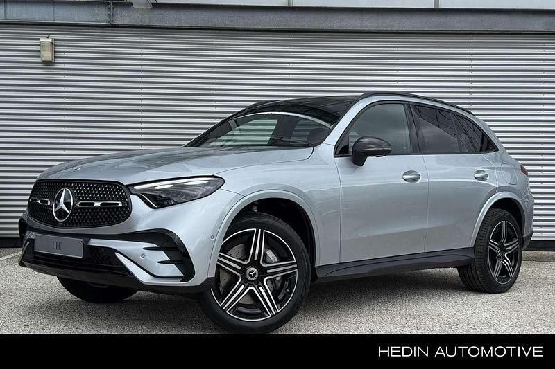 Zilver, metallic lak Nieuw 2025 Mercedes GLC400d Sport Edition SUV | € 79.985 (Super prijs) - Afbeelding 1/4