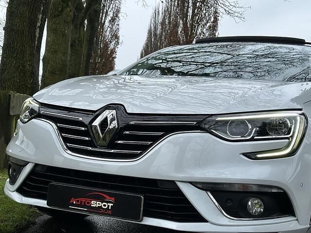 Occasion Renault Mégane IV Bose Edition 140 PK (102 kW) 2020 Wit Hatchback