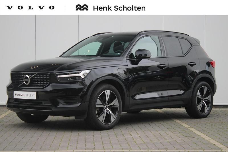 Zwart Gebruikt 2022 Volvo XC40 R-Design SUV | € 40.950 (Duur) - Afbeelding 1/4