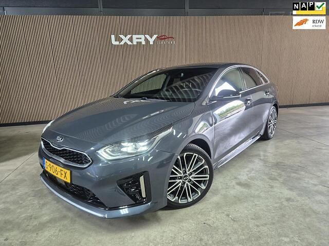Grijs Gebruikt 2019 Kia ProCeed GT-Line Hatchback | € 19.250 (Eerlijke prijs) - Afbeelding 1/4
