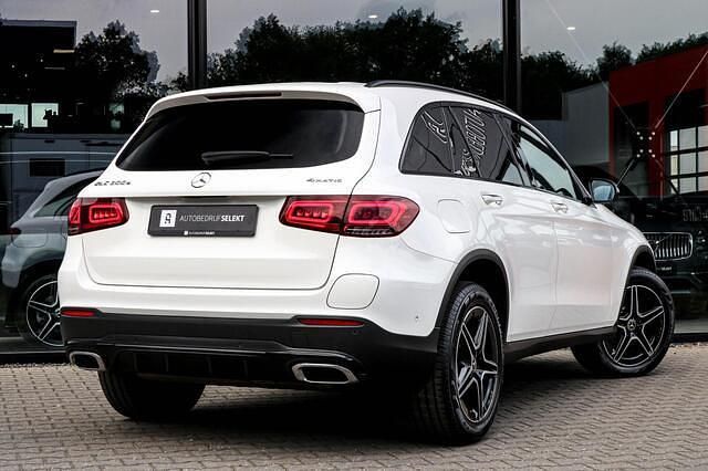 Occasion Mercedes GLC300 AMG 320 PK (235 kW) 2021 Wit SUV