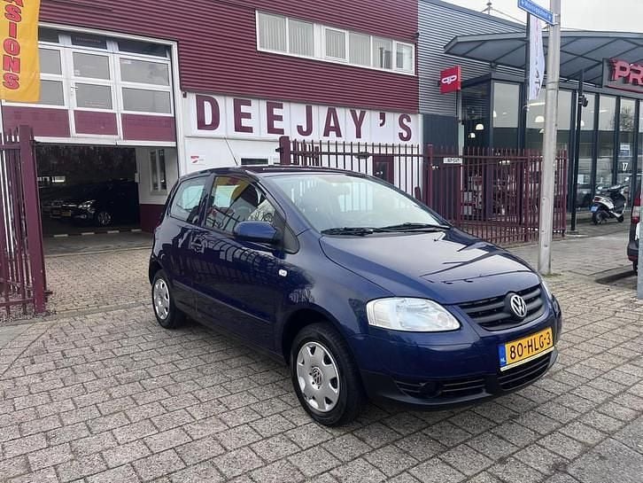 Occasion VW Fox Trendline 54 PK (39 kW) 2009 Blauw Hatchback