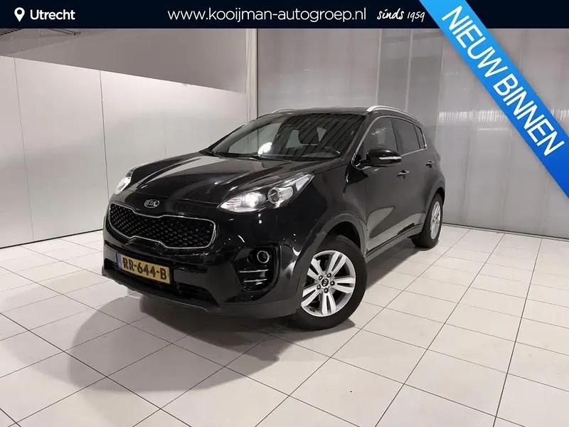 (1k) pearl black m Gebruikt 2018 Kia Sportage SUV | € 19.749 (Eerlijke prijs) - Afbeelding 1/4