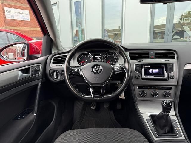 Occasion VW Golf VII Comfortline 110 PK (80 kW) 2014 Rood Hatchback