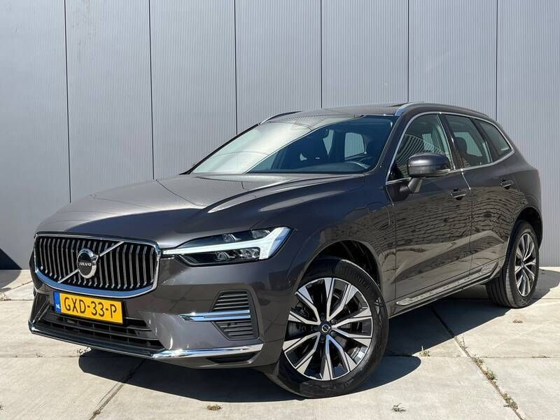 Grijs Gebruikt 2021 Volvo XC60 Executive SUV | € 39.995 - Afbeelding 1/4