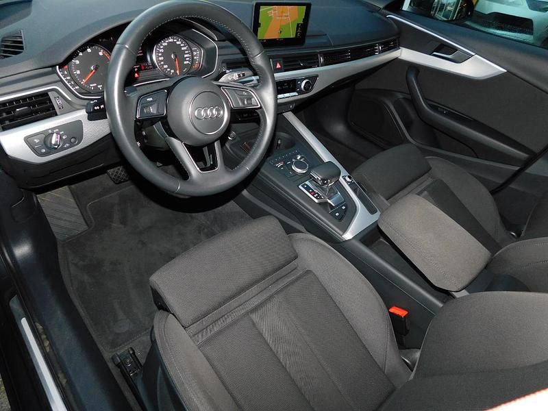 Occasion Audi A4 Sport 150 PK (110 kW) 2018 Grijs Sedan