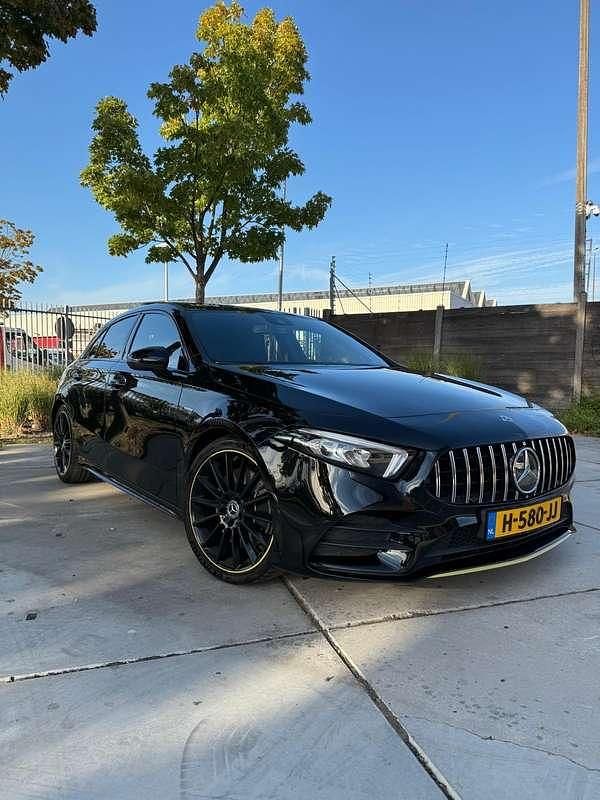 Zwart Gebruikt 2019 Mercedes 250 Premium Plus Stationwagen | € 27.495 (Super prijs) - Afbeelding 1/4