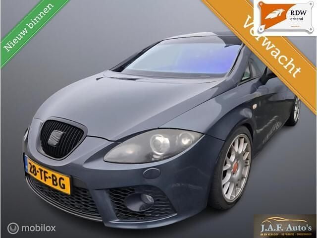 Grijs Gebruikt 2006 Seat Leon FR Hatchback | € 4.250 (Iets duurder) - Afbeelding 1/4