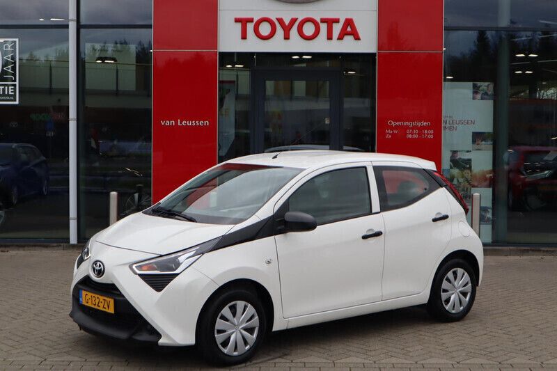 Wit Gebruikt 2019 Toyota Aygo Hatchback | € 9.499 (Eerlijke prijs) - Afbeelding 1/1