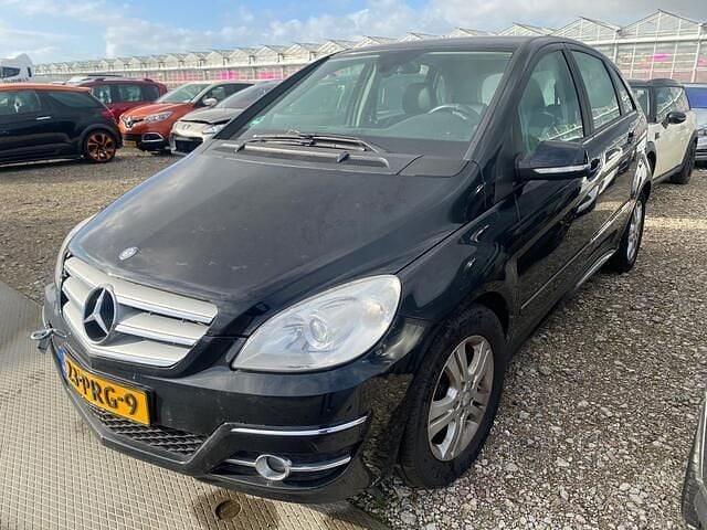 Occasion Mercedes B180 Business 109 PK (80 kW) 2011 Zwart MPV