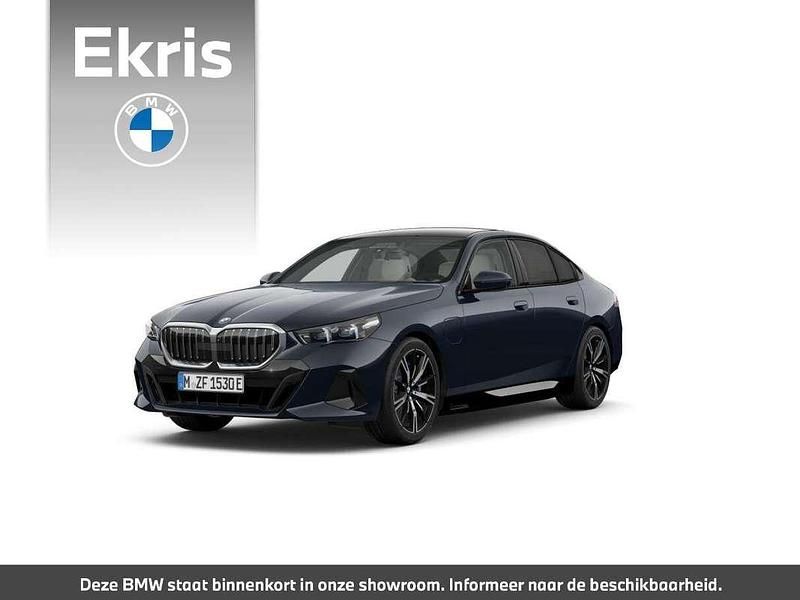 Zwart Nieuw 2025 BMW 530e M Sport Sedan | € 83.163 (Goede deal) - Afbeelding 1/4