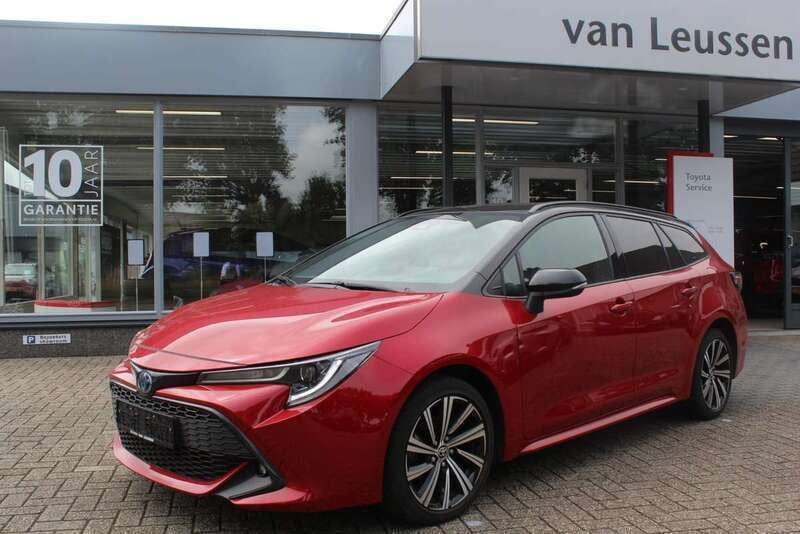 Rood Gebruikt 2022 Toyota Corolla Stationwagen | € 25.400 (Eerlijke prijs) - Afbeelding 1/4