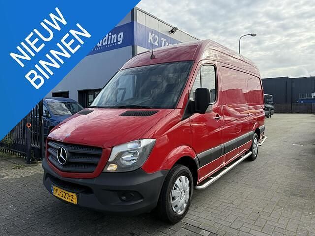 Rood Gebruikt 2015 Mercedes Sprinter Van | € 8.950 (Super prijs) - Afbeelding 1/4