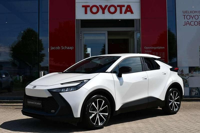 Wit Occasion 2024 Toyota C-HR Edition SUV | € 31.499 (Eerlijke prijs) - Afbeelding 1/4