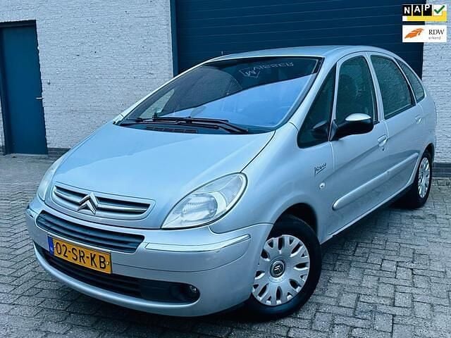 Grijs Occasion 2006 Citroën Xsara Picasso MPV | € 2.249 (Eerlijke prijs) - Afbeelding 1/4