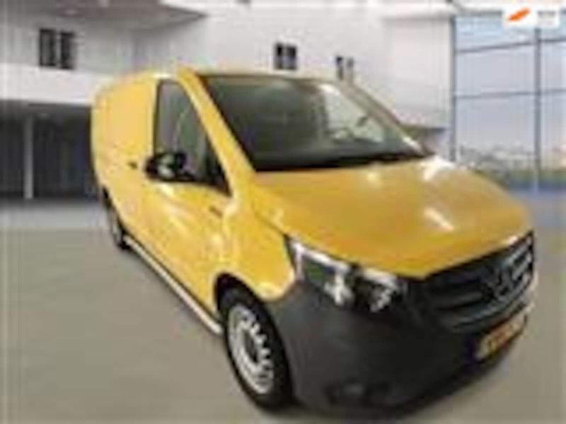 Geel Occasion 2020 Mercedes e-Vito MPV | € 5.999 (Duur) - Afbeelding 1/2