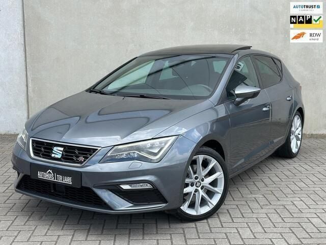 Grijs Gebruikt 2017 Seat Leon FR Hatchback | € 19.450 (Eerlijke prijs) - Afbeelding 1/4