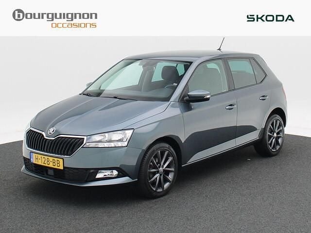 Grijs Gebruikt 2020 Skoda Fabia Business Line Hatchback | € 12.850 (Eerlijke prijs) - Afbeelding 1/4