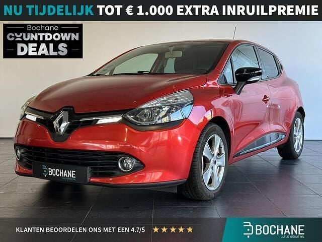 Rood Gebruikt 2014 Renault Clio IV Dynamique Hatchback | € 6.650 (Eerlijke prijs) - Afbeelding 1/4