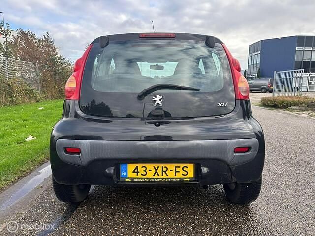 Occasion Peugeot 107 68 PK (50 kW) 2007 Zwart (metallic) Hatchback