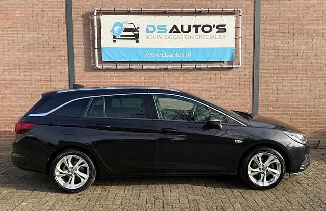Occasion Opel Astra Innovation 105 PK (77 kW) 2016 Zwart (metallic) Stationwagen