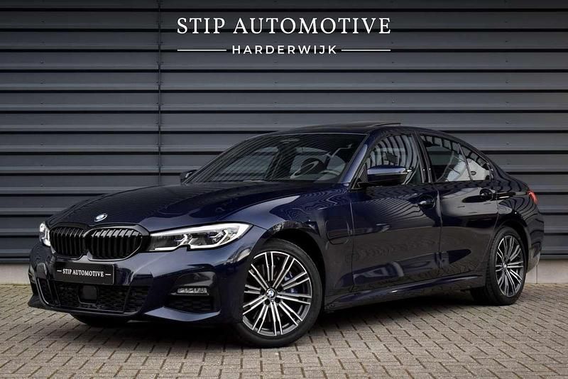 Occasion BMW 330e Executive 292 PK (214 kW) 2020 Blauw Sedan