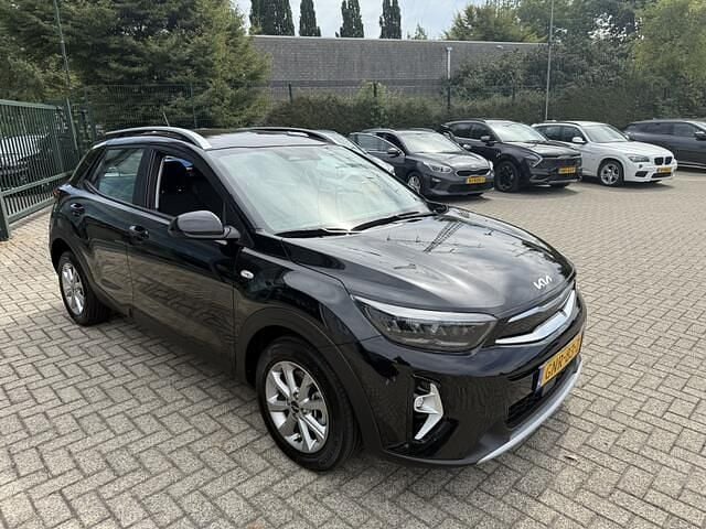 Occasion Kia Stonic 101 PK (74 kW) 2024 Zwart SUV
