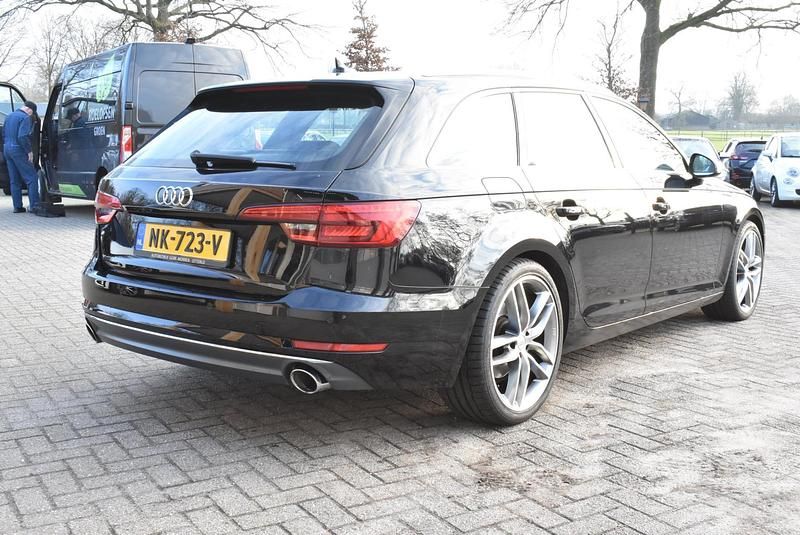 Occasion Audi A4 Sport 191 PK (140 kW) 2017 Zwart Stationwagen