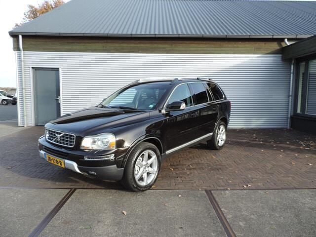 Zwart Gebruikt 2009 Volvo XC90 Momentum SUV | € 6.985 (Eerlijke prijs) - Afbeelding 1/4