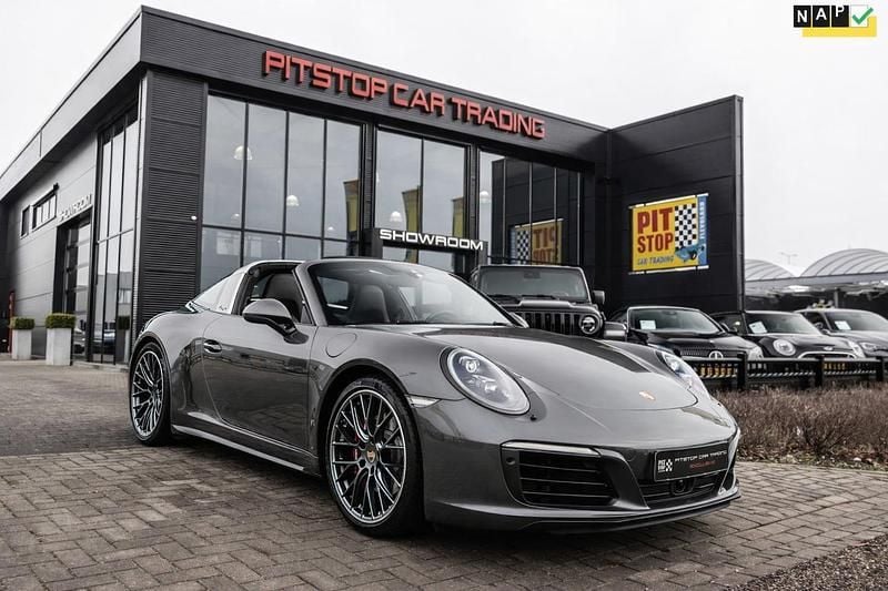 Grijs (metallic) Occasion 2016 Porsche 991 Cabriolet | € 124.991 - Afbeelding 1/3