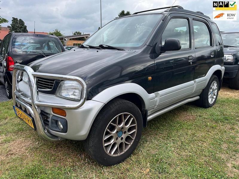 Zwart Gebruikt 2000 Daihatsu Terios SUV | € 2.000 (Goede deal) - Afbeelding 1/4