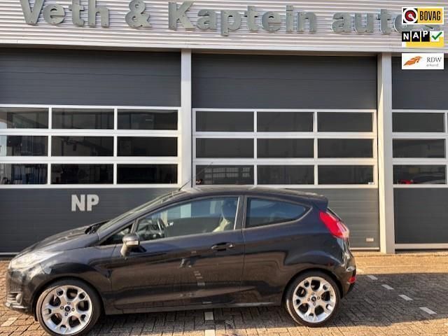 Zwart Gebruikt 2014 Ford Fiesta ST Hatchback | € 7.500 (Goede deal) - Afbeelding 1/4