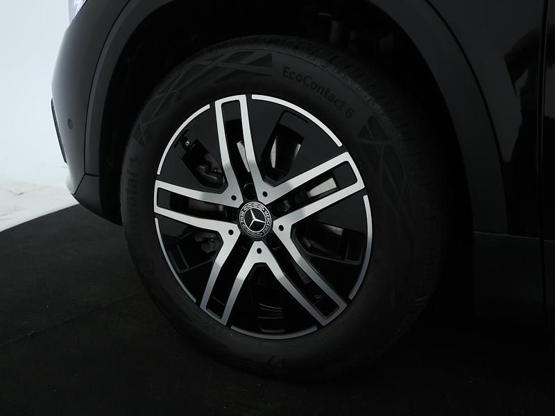 Occasion Mercedes GLA250 Luxury 218 PK (160 kW) 2023 Kosmoszwart metaalkleur metallic SUV