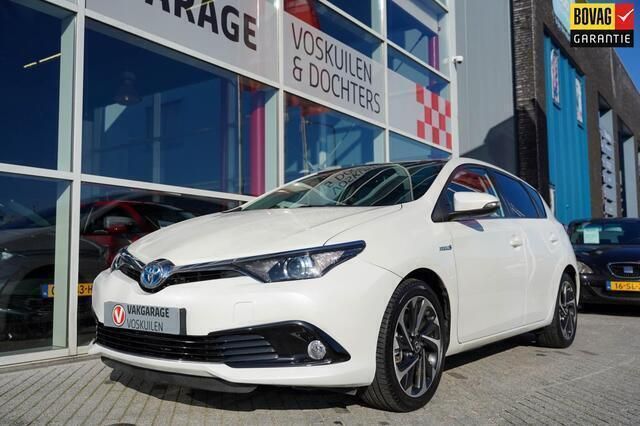 Wit Gebruikt 2018 Toyota Auris Hatchback | € 17.950 (Eerlijke prijs) - Afbeelding 1/4