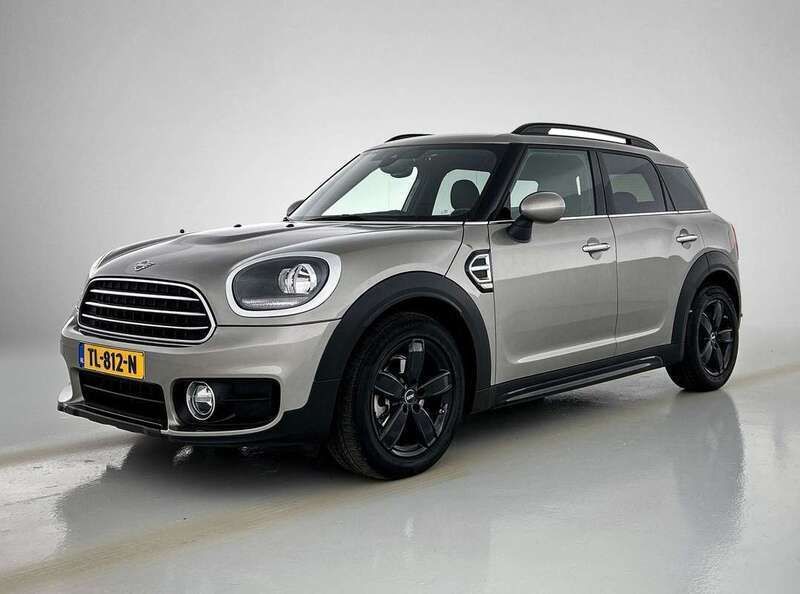 Grijs Gebruikt 2018 Mini One Countryman Salt SUV | € 20.495 (Goede deal) - Afbeelding 1/4