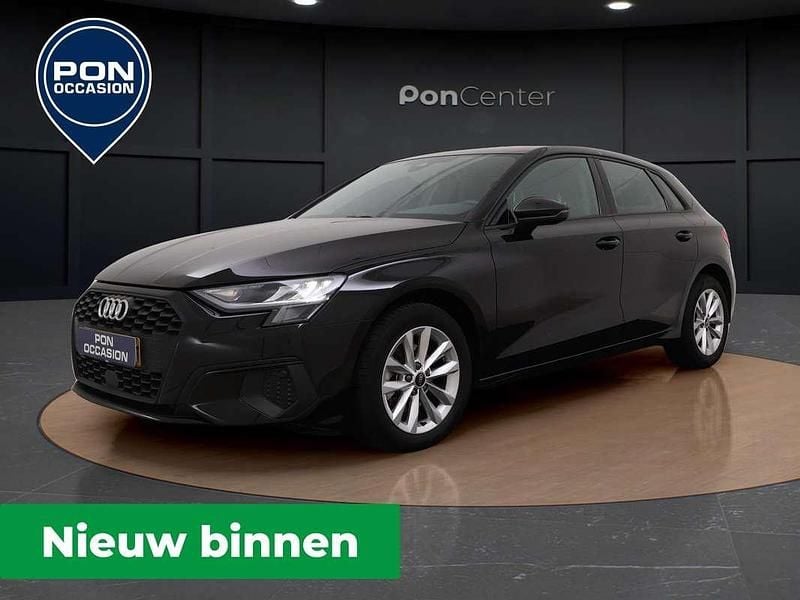 Zwart Occasion 2023 Audi A3 Sportback Proline Hatchback | € 25.450 (Super prijs) - Afbeelding 1/3
