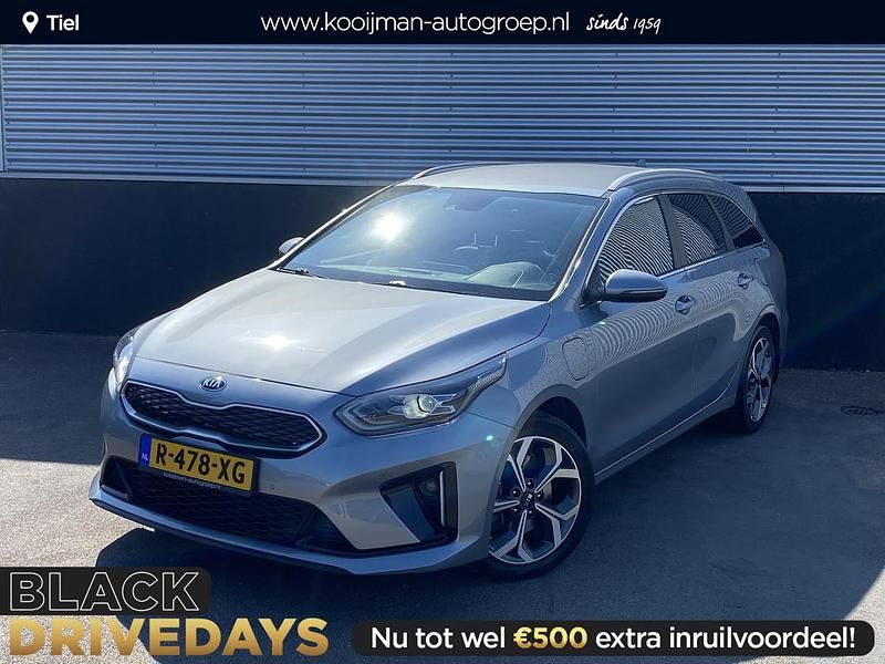 Lunar silver metallic (css) Gebruikt 2021 Kia Ceed Sportswagon Stationwagen | € 22.899 (Eerlijke prijs) - Afbeelding 1/4
