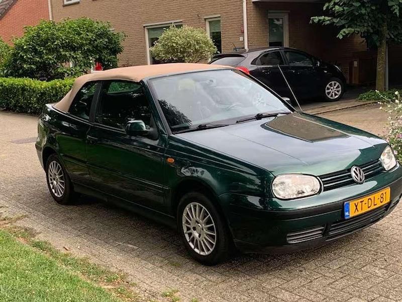 Occasion VW Golf Cabriolet Trendline 75 PK (55 kW) 1999 Groen Cabriolet