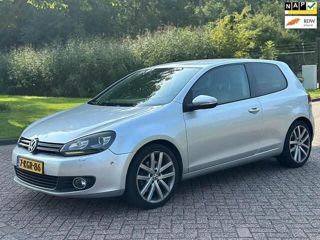 Grijs Gebruikt 2008 VW Golf VI Comfortline Hatchback | € 4.999 (Goede deal) - Afbeelding 1/4