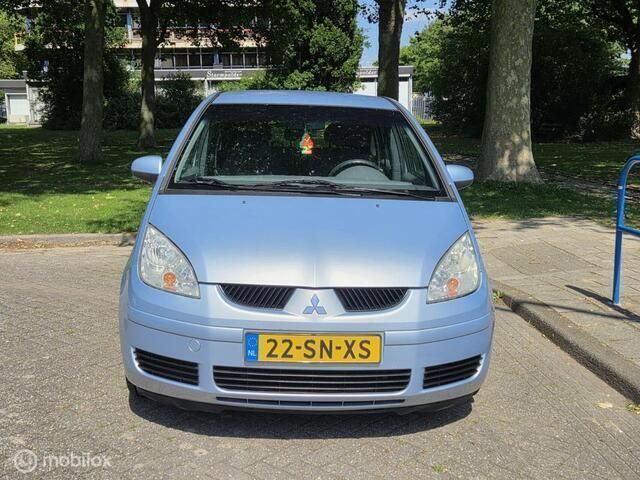 Blauw Gebruikt 2006 Mitsubishi Colt Invite Hatchback | € 1.595 (Eerlijke prijs) - Afbeelding 1/4