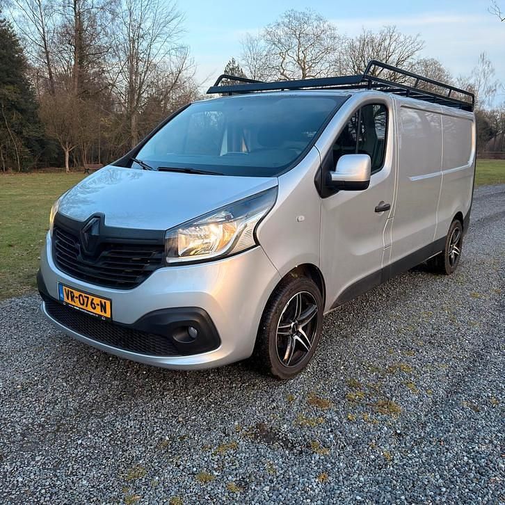 Occasion 2015 Renault Trafic MPV | € 9.950 - Afbeelding 1/4