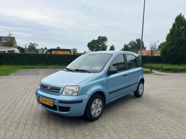 Blauw Gebruikt 2004 Fiat Panda Dynamic Hatchback | € 1.250 (Goede deal) - Afbeelding 1/4