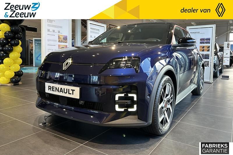 Twotone bleu nocturne / noir etoile Gebruikt 2024 Renault R5 Techno Hatchback | € 36.340 (Duur) - Afbeelding 1/4